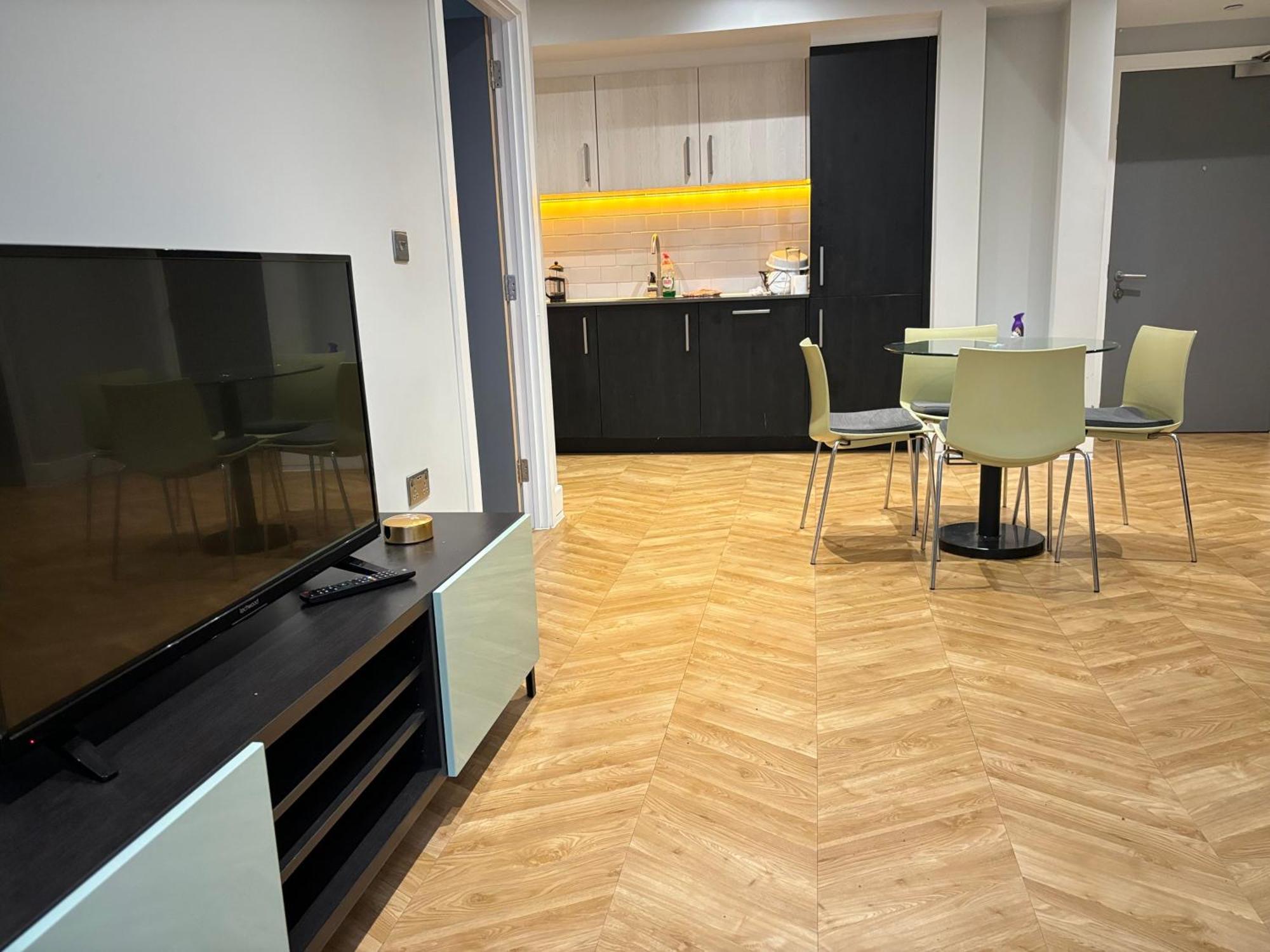 Mh Birmingham - 2 Bed 2 Bath Luxury Apartment - Financial District - Local Bar And Dining Deals Available Εξωτερικό φωτογραφία